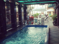 Extravagant Adult Hotel for sale Pattaya City - Obchodní partner