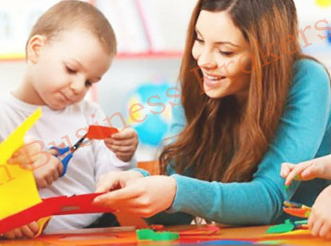 0133052 Partner Needed for a Growing International Preschool - Sonstige