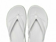 Shop Shoes, Flip Flops & Footwear Online | Crocs KSA - Riided/Aksessuaarid