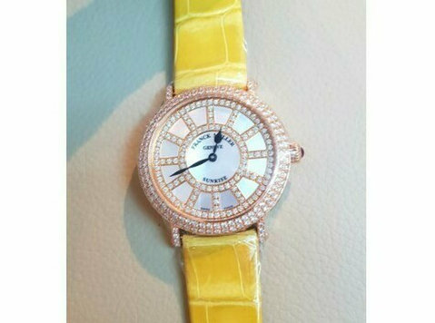 Exclusive Women’s Day Luxury Watches - Kleidung/Accessoires