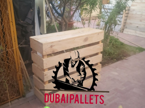 wooden pallets 055450341 Dubai - Mobilya/Araç gereç