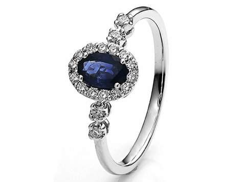 Are You Looking to Buy Lab Grown Diamond Ring - Buy & Sell: Other