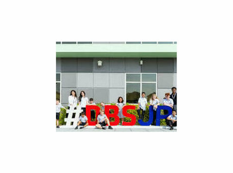 best british secondary school in dubai - Classes: Other