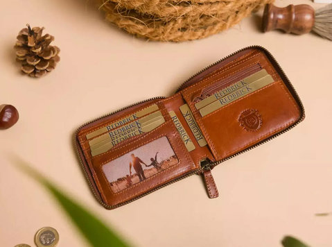 Buy mens zip around wallet - Clothing/Accessories