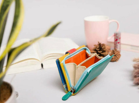 Buy small leather purse for ladies - الملابس والاكسسوارات