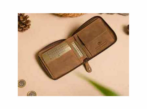 Buy wallet with zip around - لباس / زیور آلات