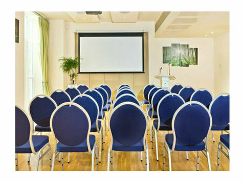 Premier Meetings & Events Space in South Kensington - سفر / مشارکت در رانندگی