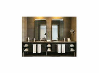Elevate Hygiene Standards with Sloane Cleaning's Washroom - Schoonmaak