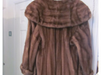 Ladies Mink Fur Coat with large collar - Perfect Gift - Roupas e Acessórios