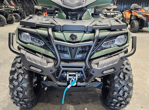 Cfmoto Cforce 1000 Overland Dealer in Iowa, Usa - Cars/Motorbikes