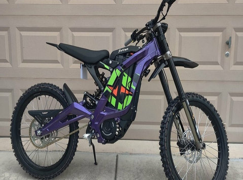 New 2025 Surron Light Bee X Electric Dirt Bike - Cars/Motorbikes