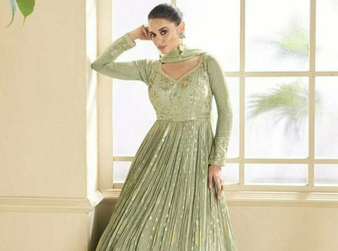 Anarkali Dresses that Sparkle & Shine – Delivered in Usa - Roupas e Acessórios