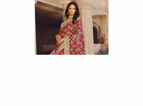Shop Latest Hand Work Saree Online For Women - Quần áo / Các phụ kiện