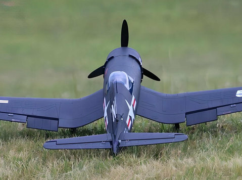 Dynam F4u Corsair V2 4s Rc Warbird Plane 1270mm w/ Flaps - Друго