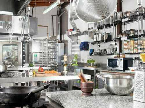 Elevate Your Kitchen with the Best Restaurant Equipment - Sonstige