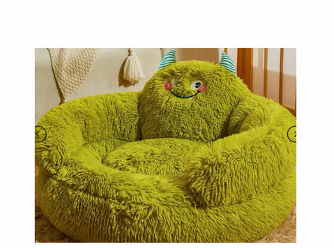The Green Furry Monster Pet Bed! 🐾lovepetin.com - Pets/Animals
