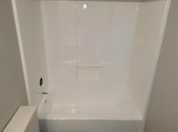 Bathtub Refinishing - Tub & Shower Reglazing - Napa, Ca - Hushåll/Reparation