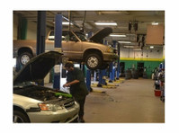Flynn's Tire & Auto Service - Erie - Iné