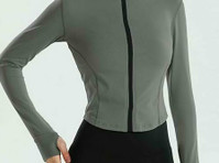 Lviefent Womens Lightweight Full Zip Running Track Jacket - Quần áo / Các phụ kiện