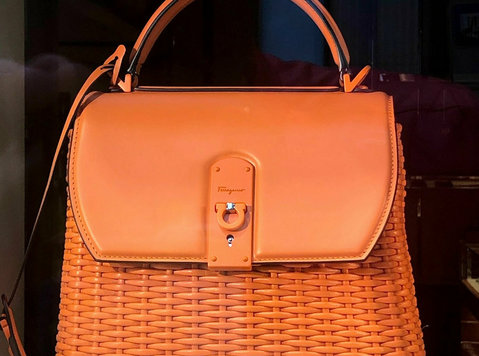Wish to Buy the Best Bulk Handbags? – Arrive at Oasis Bags! - 服饰