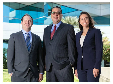 Employee Right Attorney Los Angeles Workplace Legal Protect - Pravo/financije