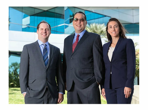Whistleblower Retaliation Lawyer in Los Angeles - Νομική/Οικονομικά