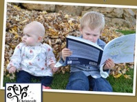 Want a great book for infants/new parents, toddlers & more? - Đồ dùng cho em bé/Trẻ em