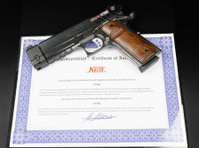 The Best Handguns Collection by Luxus Capital - Benda-benda Koleksi/Antik