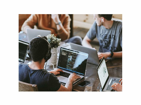 We Build Websites That Bring You Customers - کمپیوٹر/انٹرنیٹ