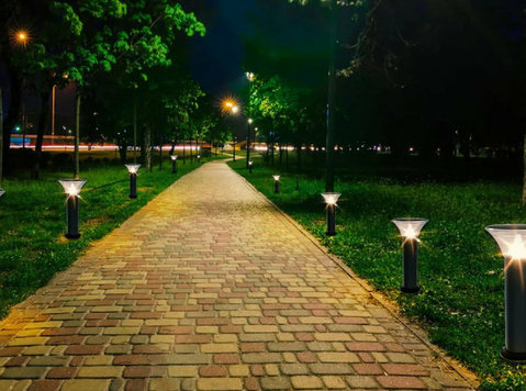 Waterproof Solar Bollard Lights for Outdoors - Elektronica