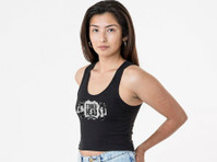 Stylish female crop tank top - Kleidung/Accessoires