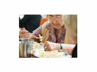 Day care for older adults: Providing respite and enriching - 기타