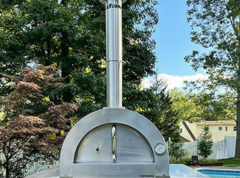 For Sale: Professional Plus Wood Fired Pizza Oven - Meubels/Witgoed