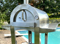 For Sale: Professional Plus Wood Fired Pizza Oven - Mebel/Peralatan