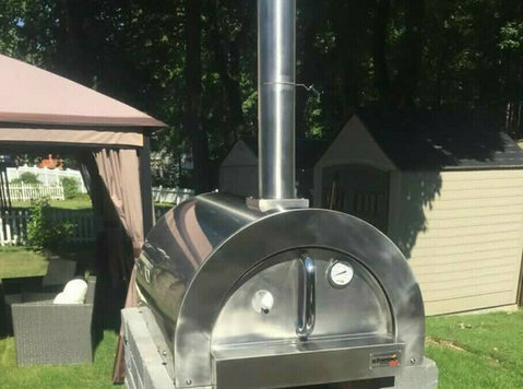 Professional Series Wood Burning Pizza Oven - No Cart - Meubels/Witgoed