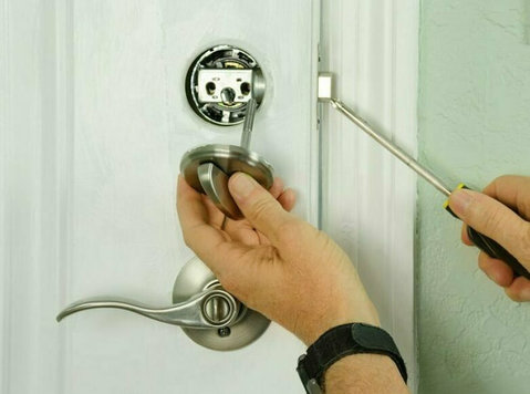 Changing Door Locks In Portland - Services: Other