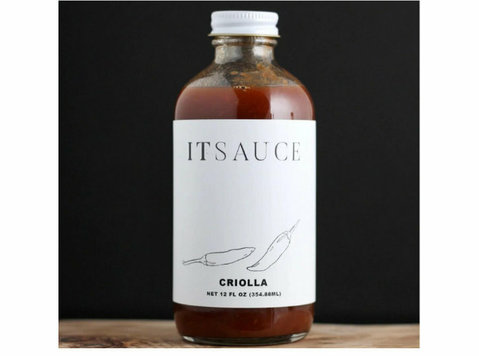 Experience Bold Flavors with Criolla Hot Sauce by It Sauce - Outros