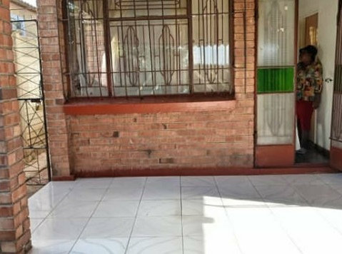 4 Bedroom House For Sale In Emakhandeni (a) Bulawayo - Altro