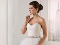 Wedding Dress Cleaning (3) - Usługi porządkowe