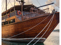 yacht hire  dubai  , different (1) - Sites de voyage