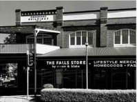 The Falls Store (1) - Huonekalut
