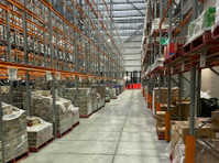 Complete Warehouse Solutions (1) - Bouwbedrijven