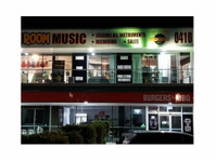Stormer Music Gregory Hills (1) - Музика, театър, танцово изкъство