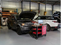 Sovereign Auto Repairs (3) - Επισκευές Αυτοκίνητων & Συνεργεία μοτοσυκλετών