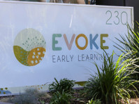 Evoke Early Learning (1) - Niños y Familias