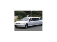Stretch Limo Hire Gold Coast (1) - Autoverhuur