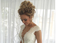 Carly Wood Mobile Wedding Hair Sydney (1) - Здравје и убавина