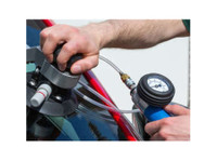 Competitive Windscreens (2) - Car Repairs & Motor Service