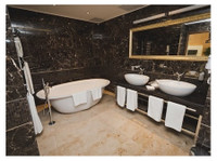 Eastern Suburbs Sydney Bathroom Renovation (3) - Home & Garden Services