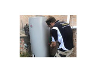 Everyday Plumbing and Gas Services (1) - Plumbers & Heating